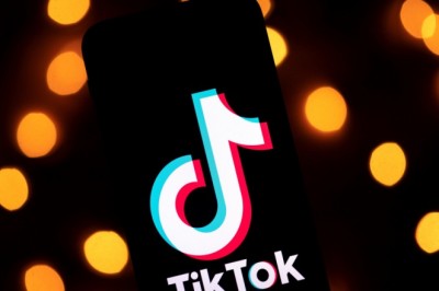 Si të aktivizoni  titrat automatike në TikTok!