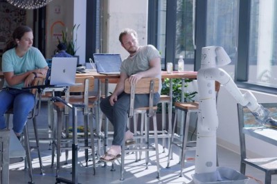 Alphabet po i vë robotët e tij prototip për të pastruar zyrat e Google