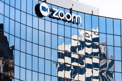 Zoom zgjeron platformën, shton email dhe kalendar