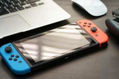 12 nga lojërat më të mira të Nintendo Switch që mund t'i luani në punë!