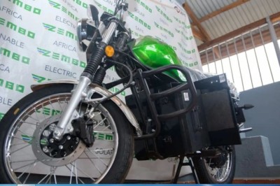 Motoçikleta elektrike falas, njihuni me vendin që po e zbaton