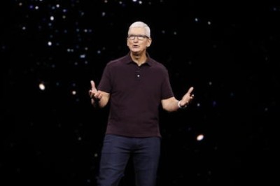 Tim Cook merr një ulje prej 40% të kompensimit të tij total