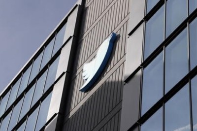 Twitter po mendon shitjen e emrave të përdoruesve për të rritur të ardhurat