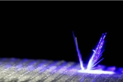 Shpiket roboti që mund të zëvendësojë bletët