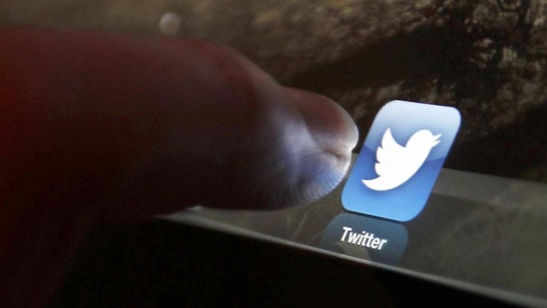 Paguat për shenjën blu në Twitter, por nuk dëshironi që njerëzit ta dinë? Ja si mund ta fshihni…