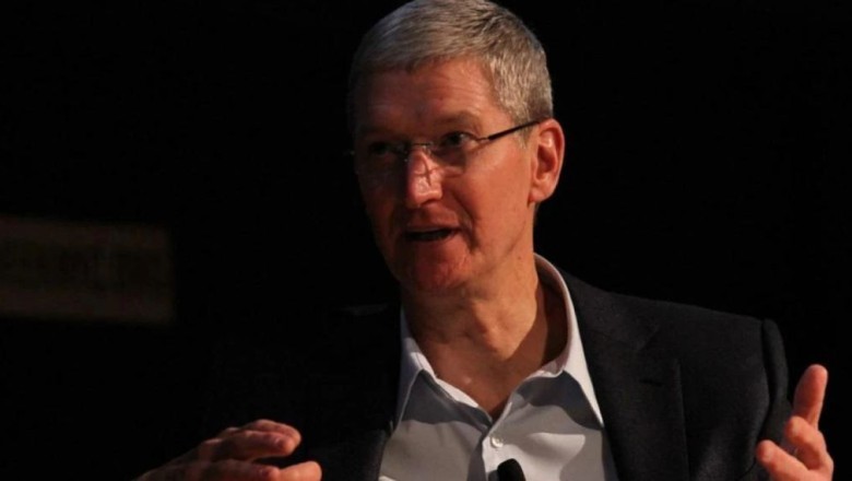 Punonjës të Apple të pakënaqur, CEO Tim Cook bën me detyrim punën nga zyra