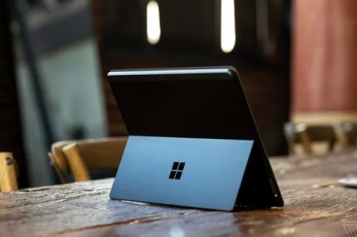 Microsoft rregullon kamerat Surface Pro X që nuk funksionuan