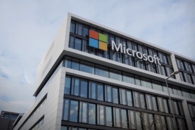 Vidhet Microsoft, dhjetëra kuti postare elektronike në duart e kinezëve