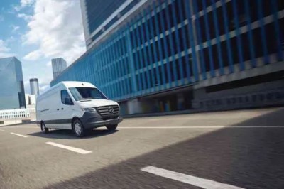 Furgoni elektrik Mercedes-Benz eSprinter do të fillojë shitjen nga 71,000 dollarë