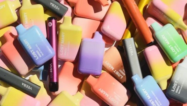 “Vapes”, karikuesit dhe mbetjet e tjera elektronike 'të padukshme' janë një problem 9 milionë tonësh