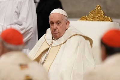 Po nxit konflikte dhe po pengon paqen/ ”Papa bën thirrje për një traktat që rregullon Inteligjencën Artificiale