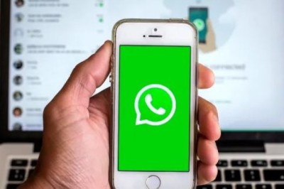 Çfarë do të thotë simboli i orës në WhatsApp?